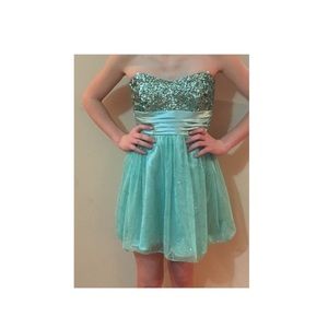 Teal dancing dress.